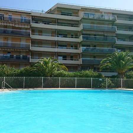 Frejus Plage, Appartement Entier , Piscine,Parking,Plage A 200M Exteriér fotografie